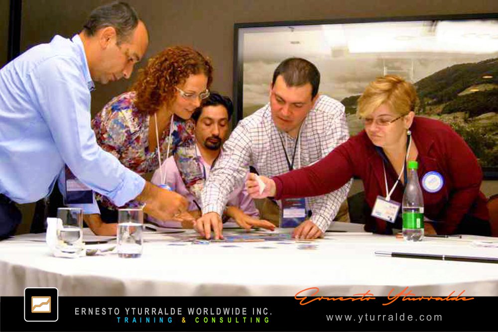 Team Building Perú, LATAM, El Caribe y USA Talleres de Cuerdas Bajas | Team Building Empresarial para el desarrollo de equipos de trabajo